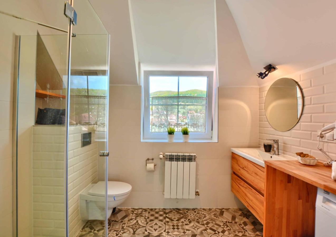 Apartament Beztroski Ustrzyki Dolne Eksteriør bilde