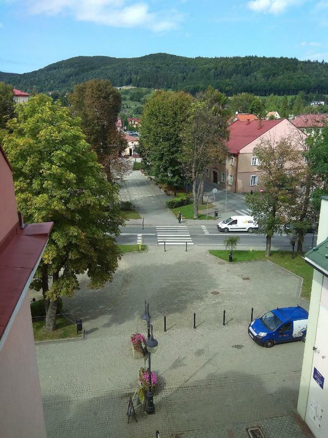 Apartament Beztroski Ustrzyki Dolne Eksteriør bilde